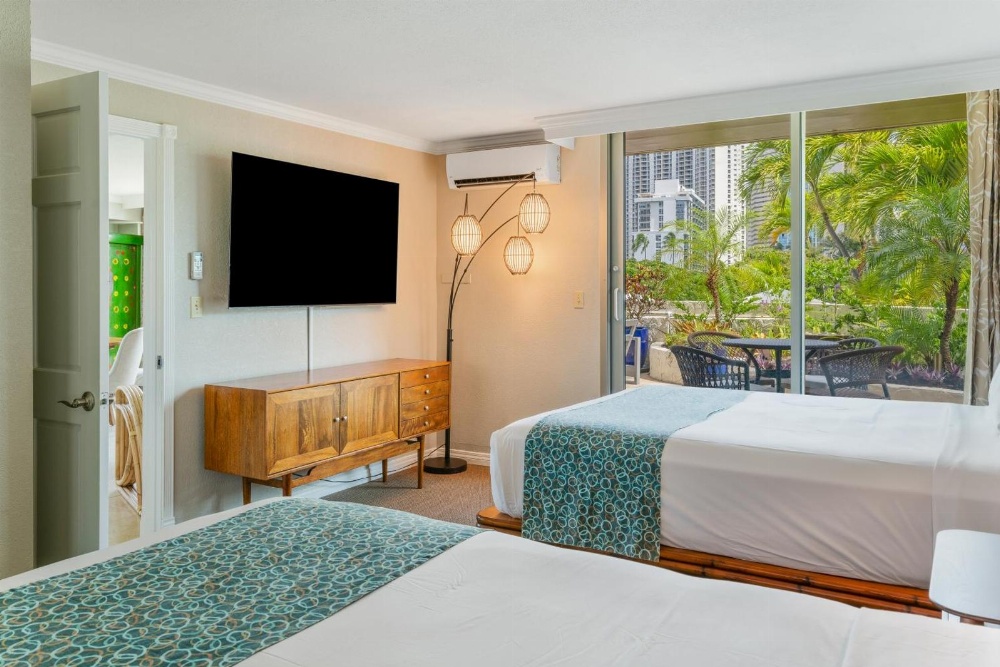 Luana Waikiki Hotel & Suites Main image